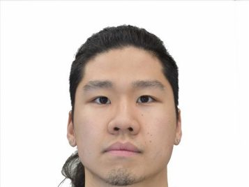 Albert Che, Art and Design major & History of Art / Entrepreneurship minor 